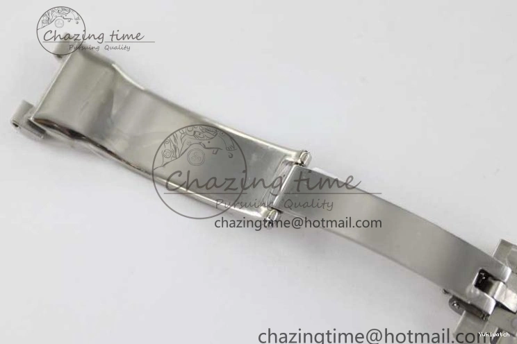 Edition 40mm 904L TWF A2836 SS Ice Date SS on Steel Bracelet Dial 1:1 Day Blue Best 0108